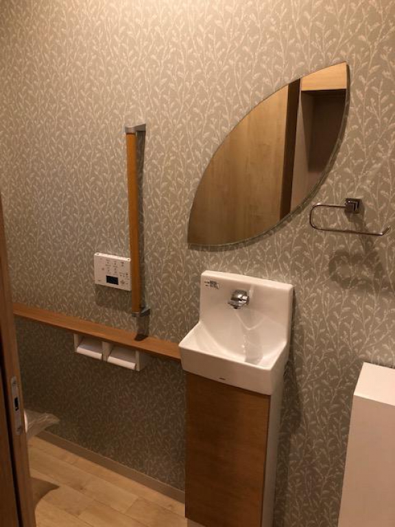 トイレ内 オリジナル鏡♪ 作製できます！